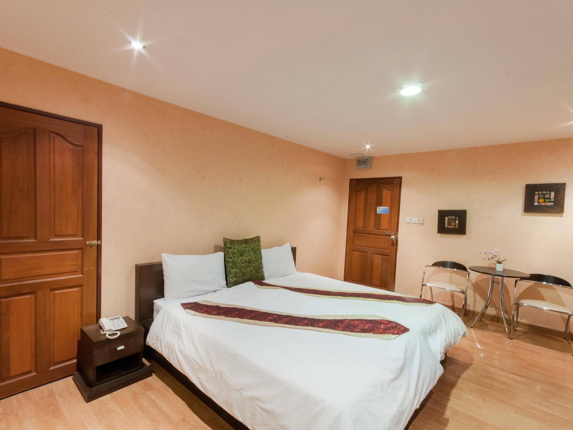 Sa-Bai-Dee Condo Chonburi Exterior foto