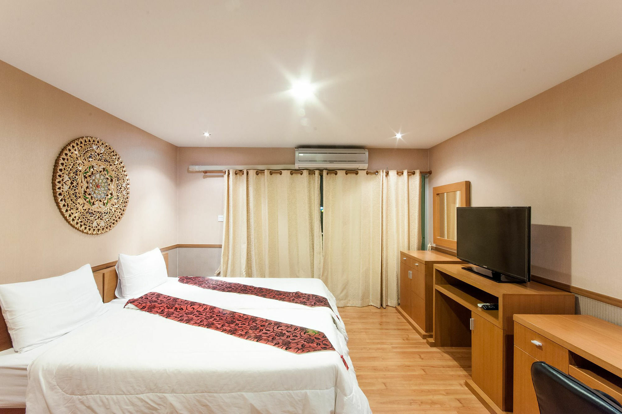 Sa-Bai-Dee Condo Chonburi Exterior foto